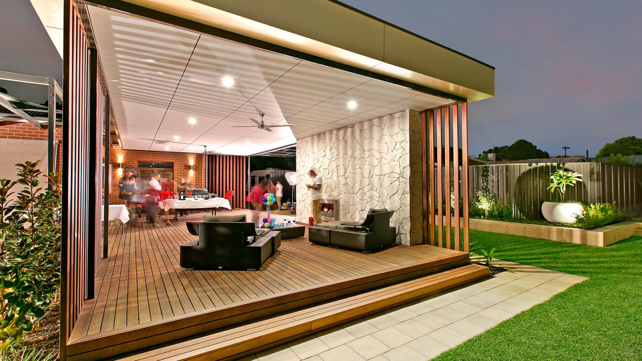 Creative-Outdoors-Custom-Pavilion-with-Merbau-Decking-in-Nailsworth_1000
