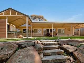 Creative-Outdoors-Custom-Zshaped-Gable-Intersecting-Verandah-with-privacy-screen-in-Kalbeeba