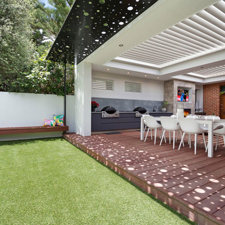 Creative-Outdoors-Pavilion-with-Louvres-in-Unley-3