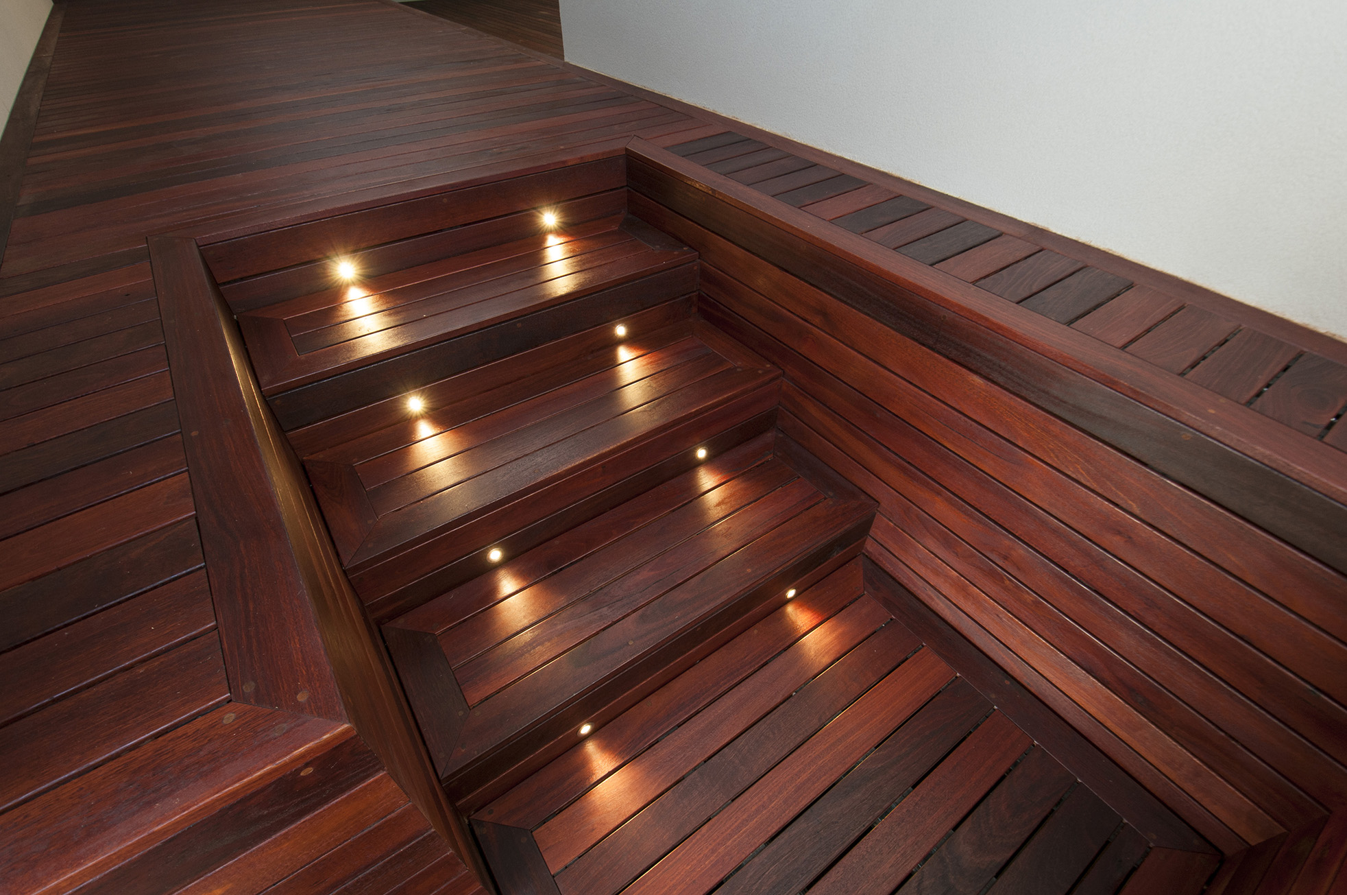 Jarrah-Decking-in-Gulfview-Heights-by-Creative-Outdoors-2_1000