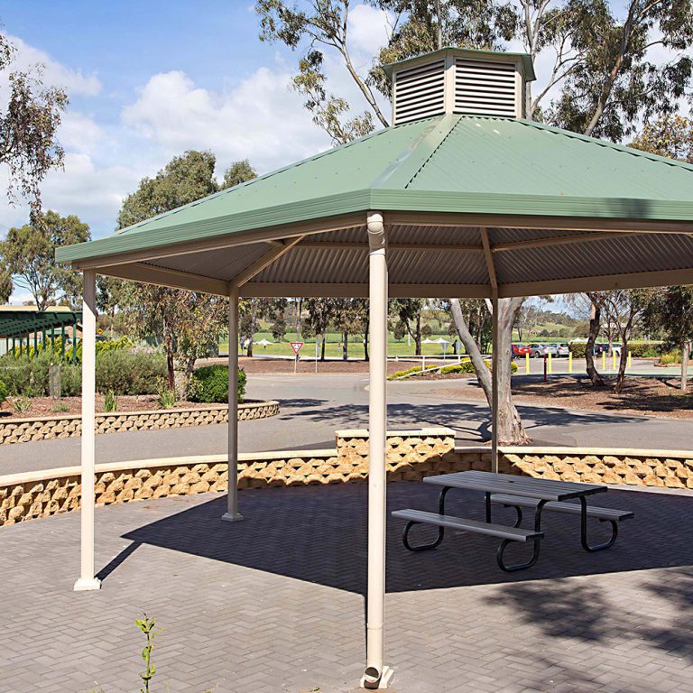 Trinity-College-Gazebo-built-by-Creative-Outdoors-1