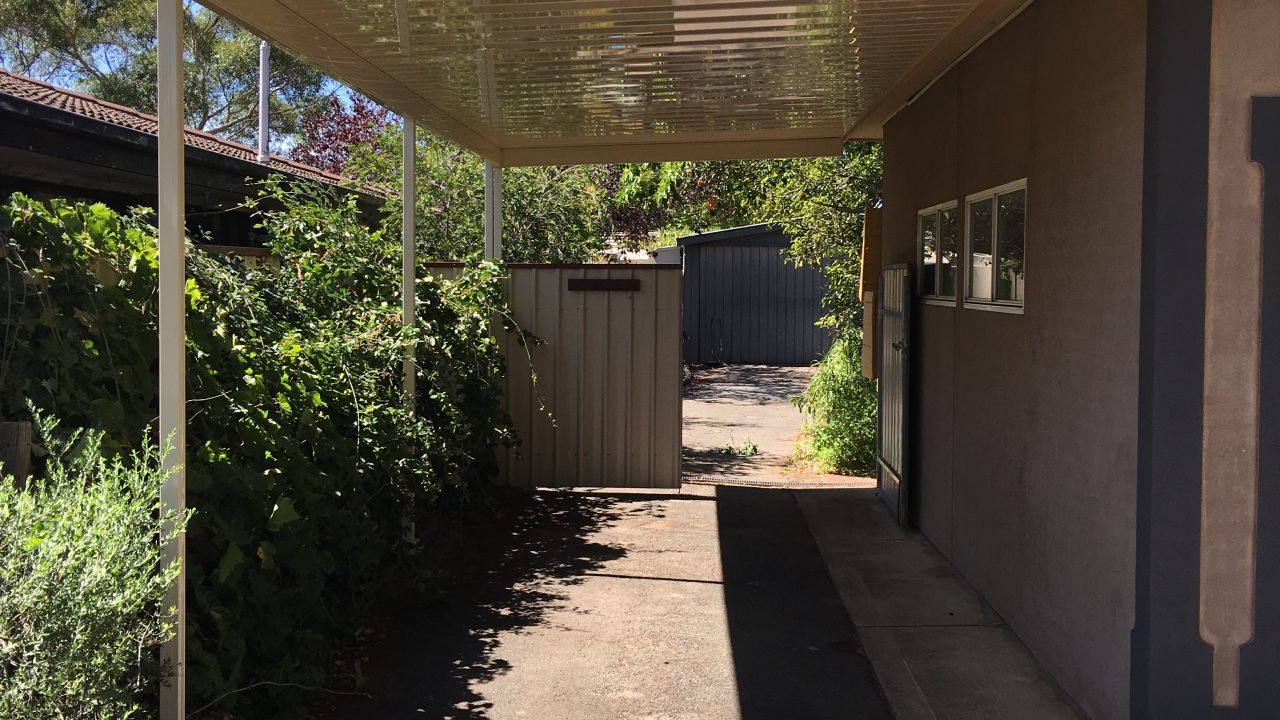 Carport-Insulated-Roof-with-Rendered-Facade