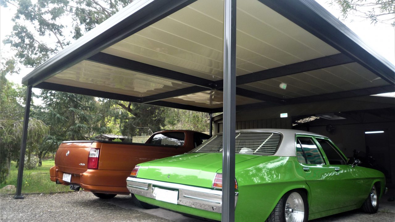 Carport-Insulated-Roof-with-Rendered-Facade