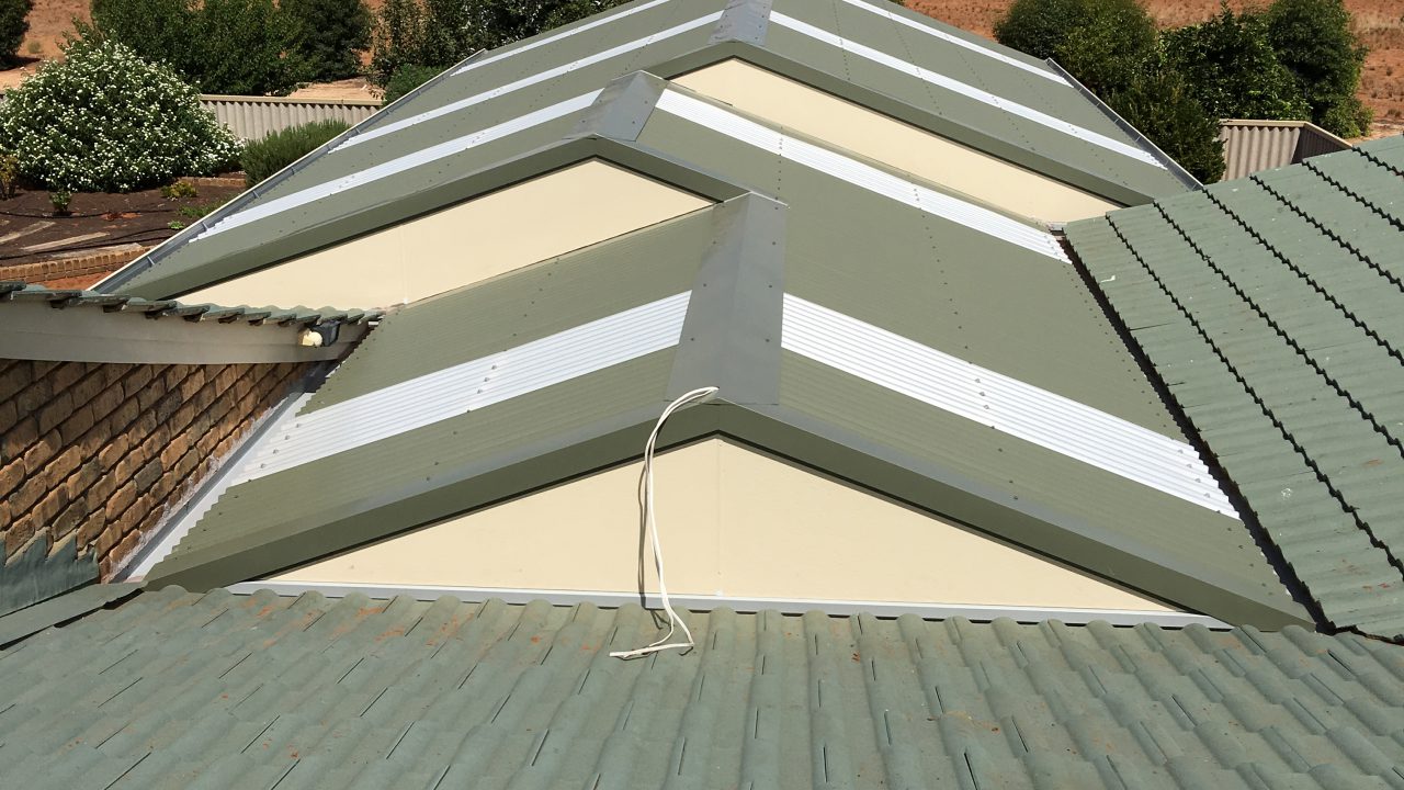 Roof-Options-Split-Intersecting_Split-Ridge-Gable-Square