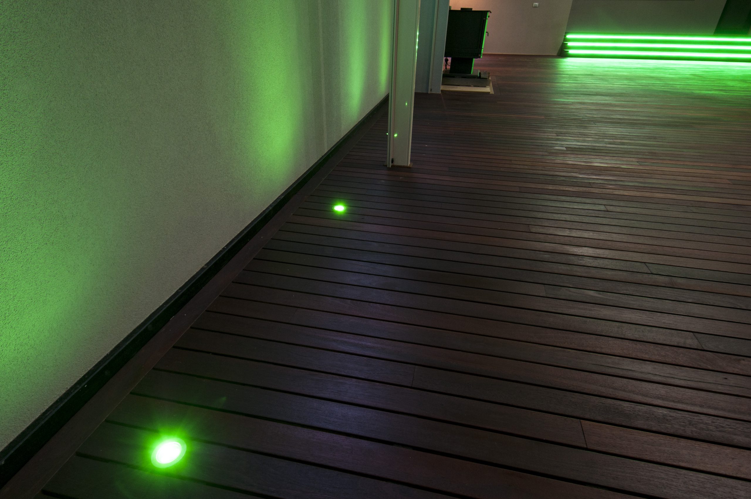 11-Colour-changing-deck-uplights-scaled